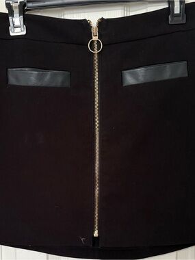 Express Black Mini Skirt with Gold Front Zip sz 4